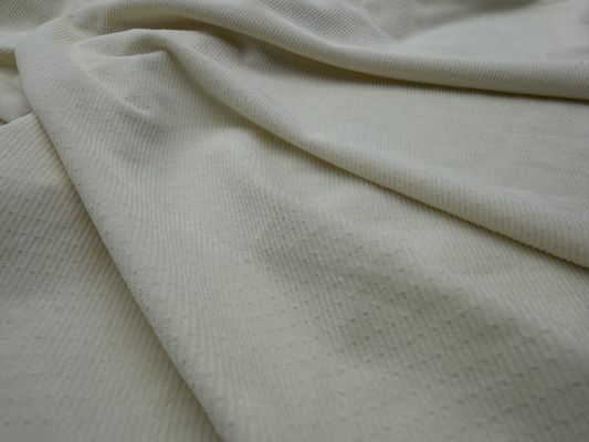 Trải nghiệm sự thoải mái và độ bền của Vải nhung Micro Elastic cho Quần áo của bạn