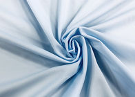 Vải áo sơ mi 100% Polyester 100% với công nhân căng màu xanh nhạt